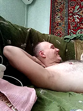 Pineapple04 online show from April 3, 11:41 am