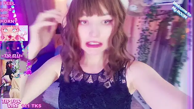 Toxic Ellies online show from December 6, 11:00 am