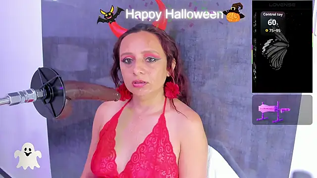 Snapshot of Issys_milf chatting on October 31, 12:17 pm Issys milf online show from October 31, 12:17 pm