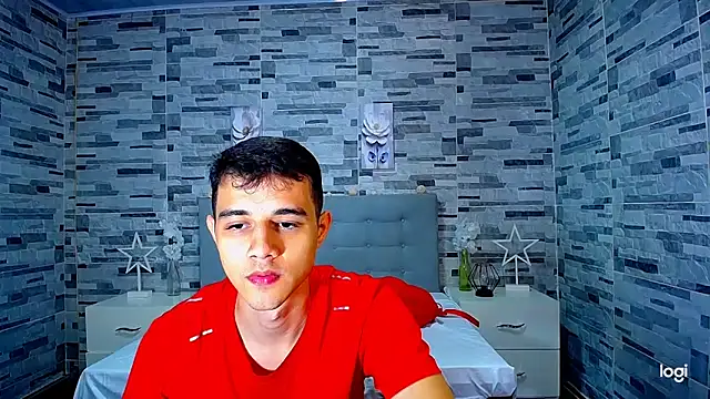 Snapshot of ADAM_HOT chatting on September 29, 9:52 pm ADAM HOT online show from September 29, 9:52 pm