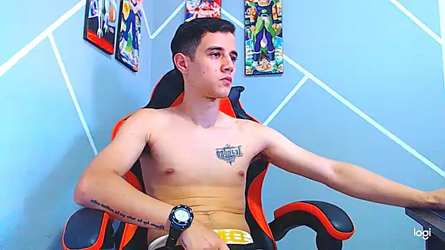 Snapshot of ADAM_HOT chatting on October 30, 9:59 pm ADAM HOT online show from October 30, 9:59 pm