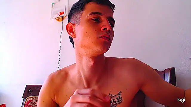 ADAM HOT online show from November 14, 8:18 pm