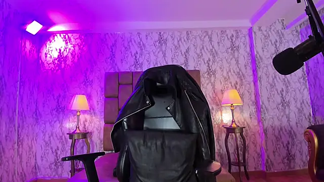 Camila Chainn online show from February 27, 11:59 pm