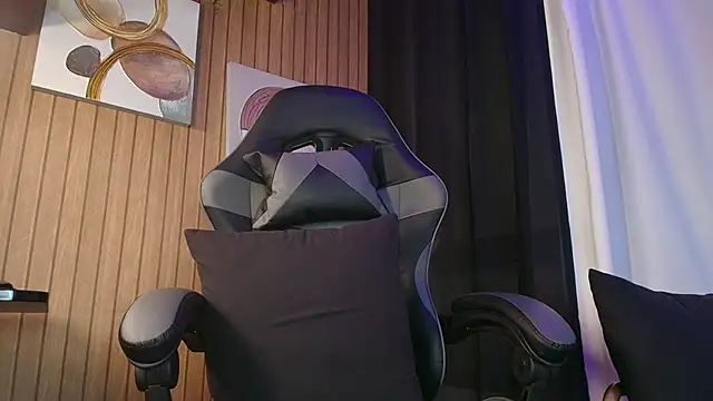 Snapshot of Camila_Chainn chatting on December 17, 7:14 am Camila Chainn online show from December 17, 7:14 am