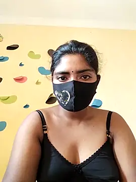 Lina-Rose online show from February 28, 9:04 am