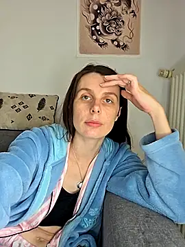 chachalette444 online show from February 15, 1:31 pm