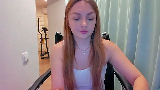 Snapshot of realfairy chatting on February 2, 9:13 pm realfairy online show from February 2, 9:13 pm