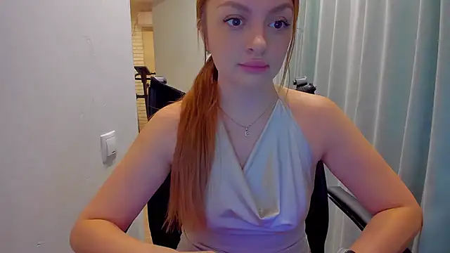 Snapshot of realfairy chatting on February 19, 9:03 pm realfairy online show from February 19, 9:03 pm
