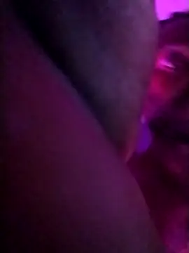 Snapshot of shomeagudtyme chatting on October 8, 4:32 am shomeagudtyme online show from October 8, 4:32 am