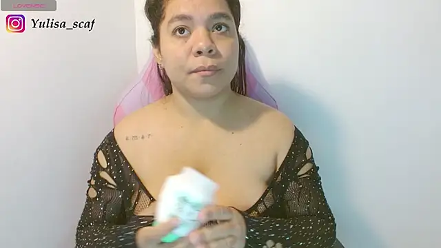 Snapshot of yulissa18 chatting on May 12, 1:36 am yulissa18 online show from May 12, 1:36 am