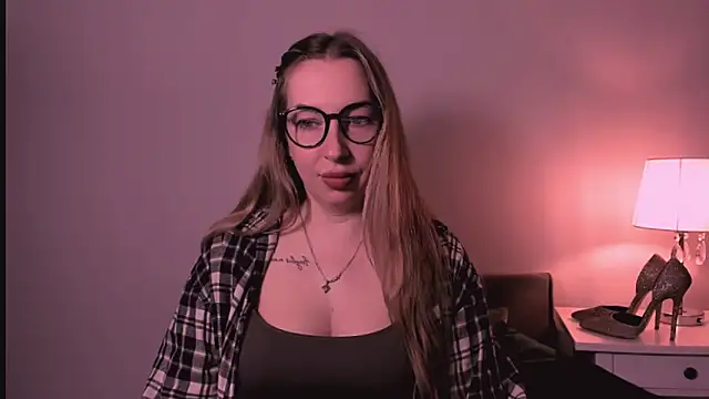 AriaDesire online show from May 26, 7:37 am