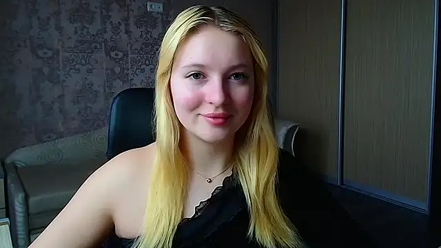 Milka kiss  online show from May 15, 9:27 am