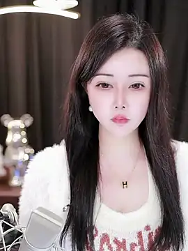 Qiaoqiao  online show from January 2, 2:46 pm