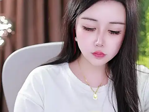 Qiaoqiao  online show from January 9, 10:20 am