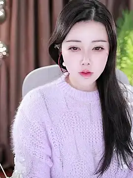 Qiaoqiao  online show from January 13, 7:21 am