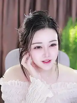 Qiaoqiao  online show from January 31, 7:08 pm