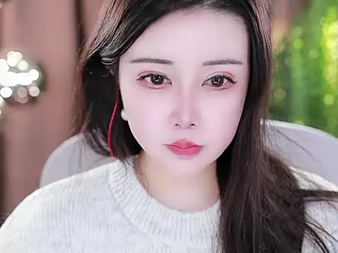 Qiaoqiao  online show from February 13, 5:44 pm