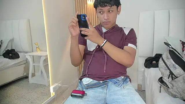 axel ps online show from October 23, 4:12 am