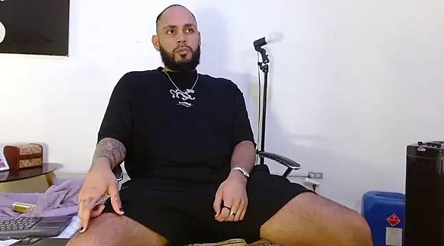 samir music online show from December 5, 3:50 pm