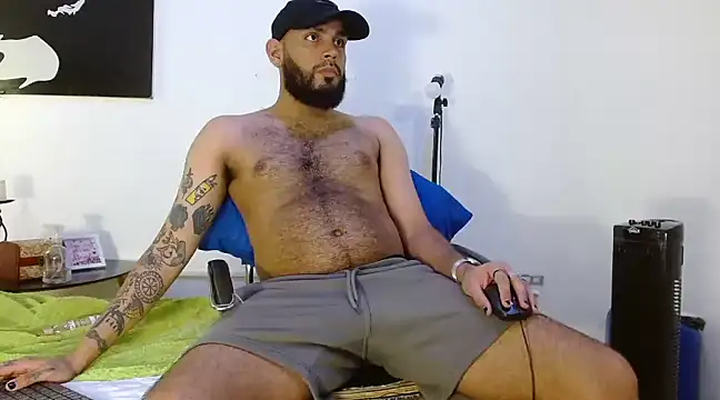 samir music online show from December 7, 4:03 pm