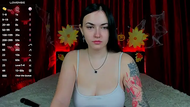 Snapshot of Witch_Lady chatting on November 3, 7:20 am Witch Lady online show from November 3, 7:20 am