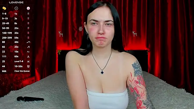 Snapshot of Witch_Lady chatting on December 14, 7:36 am Witch Lady online show from December 14, 7:36 am