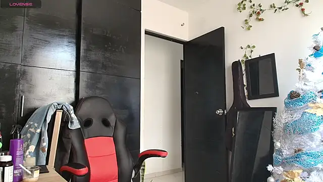 Haruto2001 online show from December 16, 6:49 pm