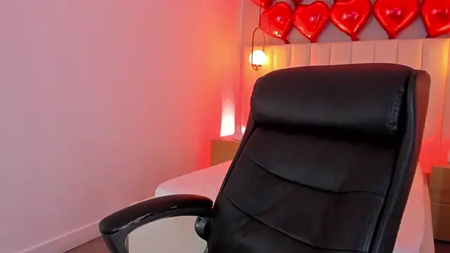 Snapshot of kosmic_Angel chatting on February 15, 6:55 pm kosmic Angel online show from February 15, 6:55 pm