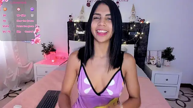 Snapshot of sharonmiller_2_ chatting on December 28, 7:11 pm sharonmiller 2 online show from December 28, 7:11 pm