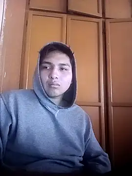 Snapshot of LoganFinds chatting on October 30, 3:13 pm LoganFinds online show from October 30, 3:13 pm