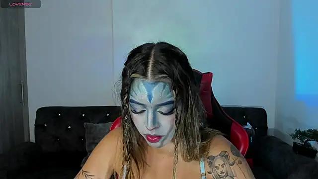 Snapshot of zoee_jackson chatting on October 31, 4:13 am zoee jackson online show from October 31, 4:13 am