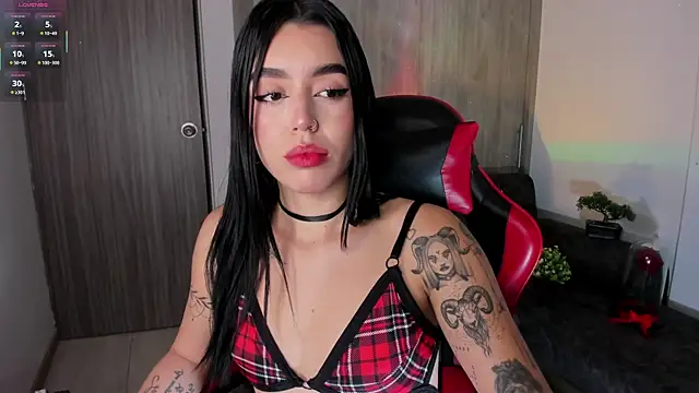 zoee jackson online show from March 11, 3:23 am