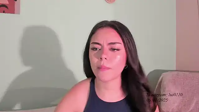 Luisa0110 online show from January 9, 9:58 pm