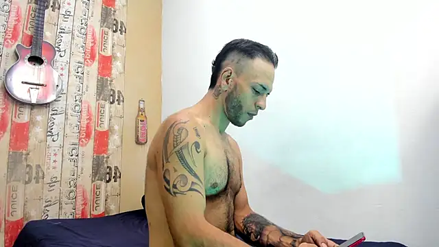 Snapshot of Andrey_u92 chatting on February 16, 4:09 am Andrey u92 online show from February 16, 4:09 am