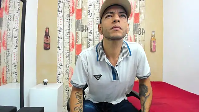 Snapshot of Andrey_u92 chatting on February 23, 7:49 pm Andrey u92 online show from February 23, 7:49 pm