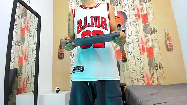 Snapshot of Andrey_u92 chatting on February 26, 8:11 pm Andrey u92 online show from February 26, 8:11 pm