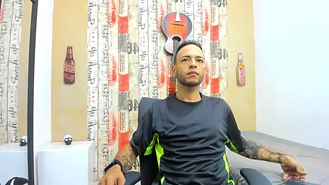 Snapshot of Andrey_u92 chatting on February 27, 8:09 pm Andrey u92 online show from February 27, 8:09 pm