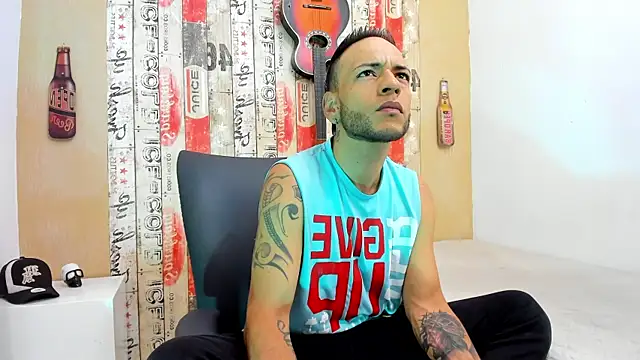 Snapshot of Andrey_u92 chatting on March 1, 8:10 pm Andrey u92 online show from March 1, 8:10 pm