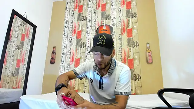 Snapshot of Andrey_u92 chatting on March 21, 10:50 pm Andrey u92 online show from March 21, 10:50 pm