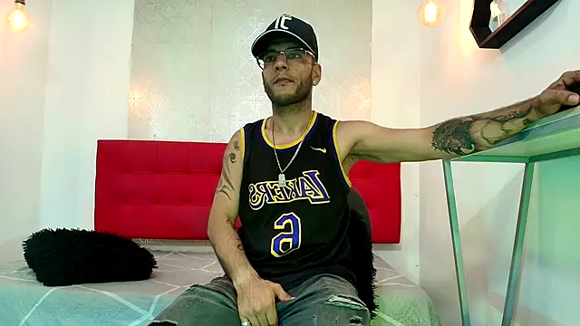 Snapshot of Andrey_u92 chatting on September 10, 8:20 pm Andrey u92 online show from September 10, 8:20 pm