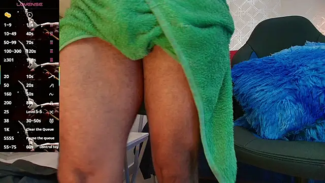 Snapshot of Andrey_u92 chatting on October 18, 8:53 pm Andrey u92 online show from October 18, 8:53 pm