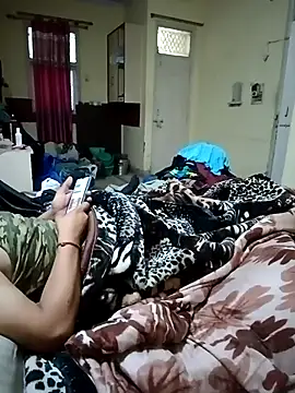 Snapshot of Spgaarya chatting on March 24, 2:05 am Spgaarya online show from March 24, 2:05 am