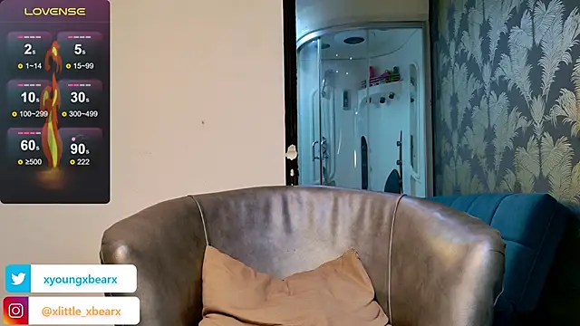 xlittle xbearx online show from February 25, 5:30 am