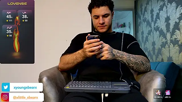 xlittle xbearx online show from February 26, 3:42 am