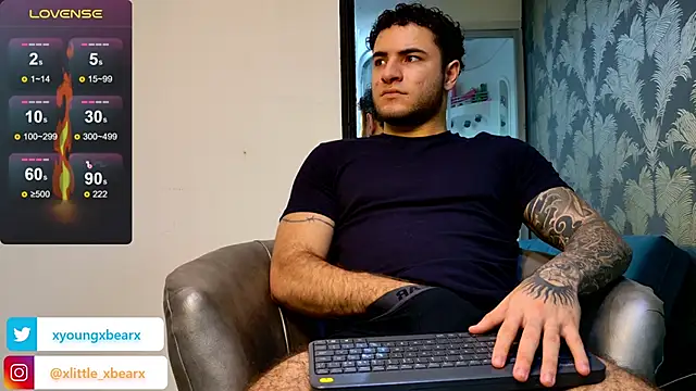 xlittle xbearx online show from March 2, 4:07 am
