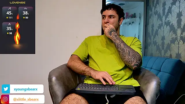 xlittle xbearx online show from March 16, 12:56 am