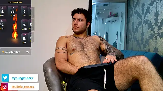 xlittle xbearx online show from March 16, 7:04 am