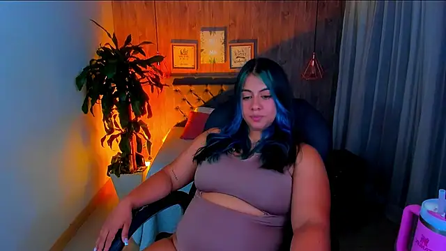 Xisu  online show from January 30, 6:35 am