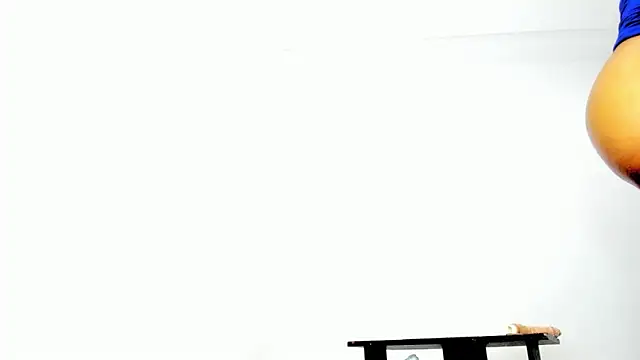 Snapshot of Tsblackxx chatting on October 22, 4:40 pm Tsblackxx online show from October 22, 4:40 pm