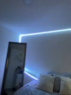 AmmyCollinsW online show from October 11, 8:40 pm